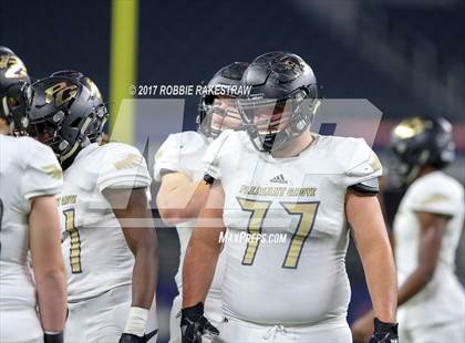 Thumbnail 1 in Pleasant Grove vs. West Orange-Stark (UIL 4A Division 2 Final) photogallery.