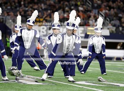 Thumbnail 2 in Pleasant Grove vs. West Orange-Stark (UIL 4A Division 2 Final) photogallery.