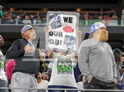 Thumbnail 2 in Pleasant Grove vs. West Orange-Stark (UIL 4A Division 2 Final) photogallery.