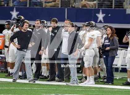 Thumbnail 3 in Pleasant Grove vs. West Orange-Stark (UIL 4A Division 2 Final) photogallery.