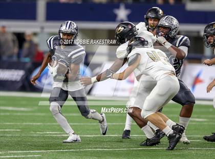 Thumbnail 3 in Pleasant Grove vs. West Orange-Stark (UIL 4A Division 2 Final) photogallery.
