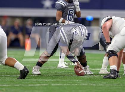 Thumbnail 2 in Pleasant Grove vs. West Orange-Stark (UIL 4A Division 2 Final) photogallery.