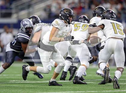 Thumbnail 3 in Pleasant Grove vs. West Orange-Stark (UIL 4A Division 2 Final) photogallery.