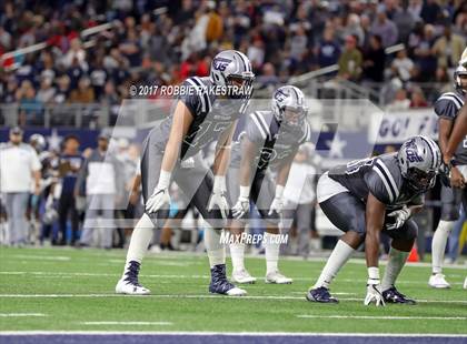 Thumbnail 3 in Pleasant Grove vs. West Orange-Stark (UIL 4A Division 2 Final) photogallery.