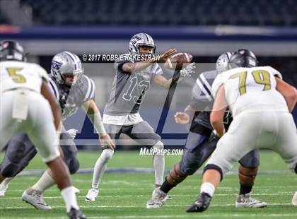 Thumbnail 2 in Pleasant Grove vs. West Orange-Stark (UIL 4A Division 2 Final) photogallery.