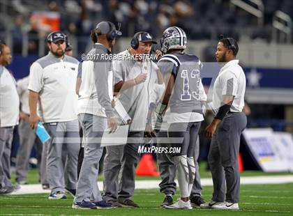 Thumbnail 3 in Pleasant Grove vs. West Orange-Stark (UIL 4A Division 2 Final) photogallery.