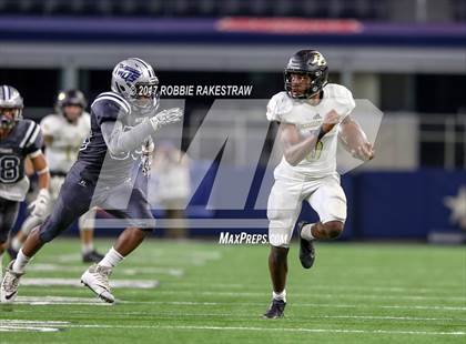 Thumbnail 1 in Pleasant Grove vs. West Orange-Stark (UIL 4A Division 2 Final) photogallery.