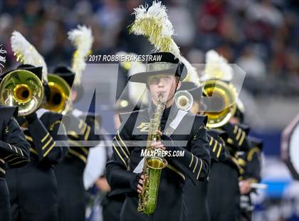 Thumbnail 2 in Pleasant Grove vs. West Orange-Stark (UIL 4A Division 2 Final) photogallery.