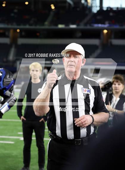 Thumbnail 3 in Pleasant Grove vs. West Orange-Stark (UIL 4A Division 2 Final) photogallery.