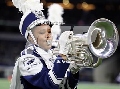 Thumbnail 1 in Pleasant Grove vs. West Orange-Stark (UIL 4A Division 2 Final) photogallery.