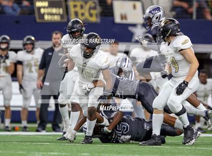 Thumbnail 3 in Pleasant Grove vs. West Orange-Stark (UIL 4A Division 2 Final) photogallery.