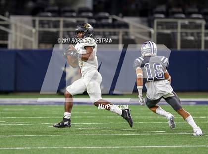 Thumbnail 1 in Pleasant Grove vs. West Orange-Stark (UIL 4A Division 2 Final) photogallery.