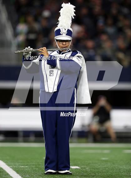 Thumbnail 1 in Pleasant Grove vs. West Orange-Stark (UIL 4A Division 2 Final) photogallery.