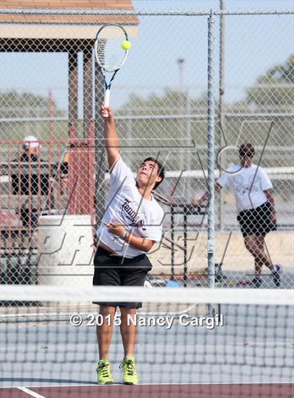 Thumbnail 2 in United @ Uvalde photogallery.