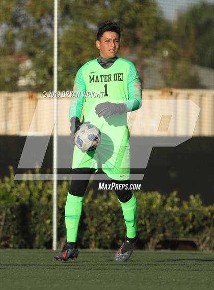 Thumbnail 2 in Mater Dei @ Servite photogallery.