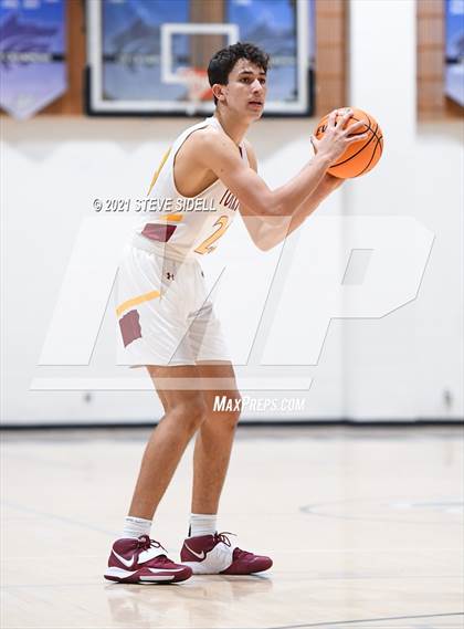 Thumbnail 2 in Torrey Pines vs. Cathedral Catholic photogallery.