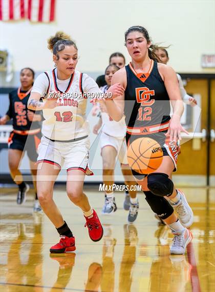 Thumbnail 3 in Davie vs Thomasville (Ledford Christmas Classic) photogallery.