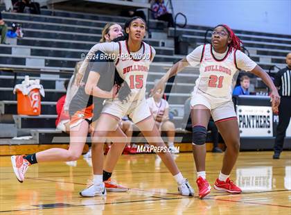 Thumbnail 3 in Davie vs Thomasville (Ledford Christmas Classic) photogallery.
