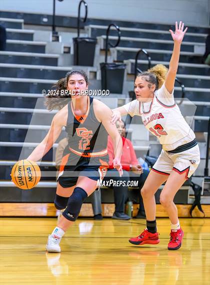 Thumbnail 2 in Davie vs Thomasville (Ledford Christmas Classic) photogallery.