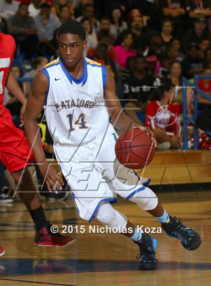Thumbnail 3 in Savanna vs. La Mirada (CIF SS Playoff) photogallery.