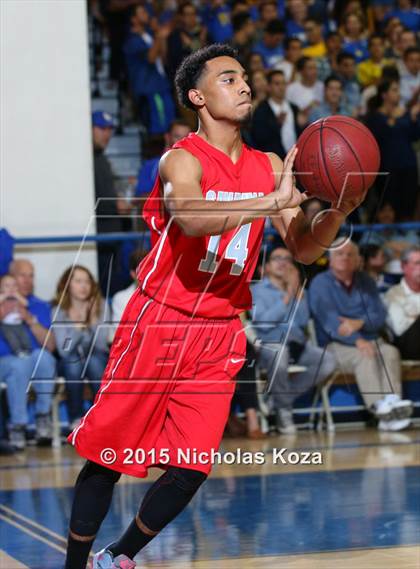 Thumbnail 2 in Savanna vs. La Mirada (CIF SS Playoff) photogallery.