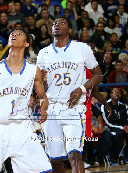Thumbnail 2 in Savanna vs. La Mirada (CIF SS Playoff) photogallery.