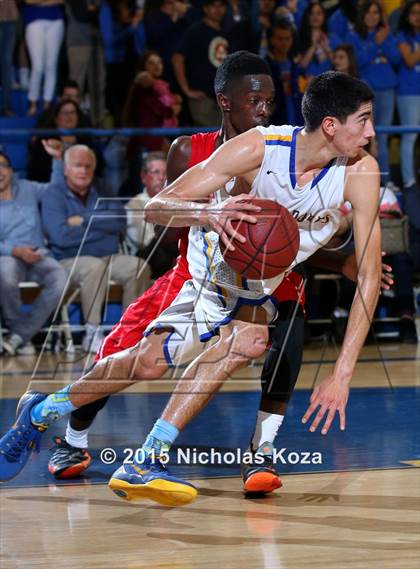 Thumbnail 1 in Savanna vs. La Mirada (CIF SS Playoff) photogallery.