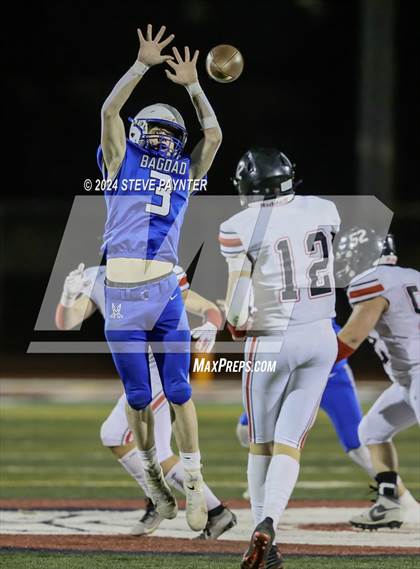 Thumbnail 2 in  Bagdad vs Mogollon (AIA 1A Semifinal) photogallery.