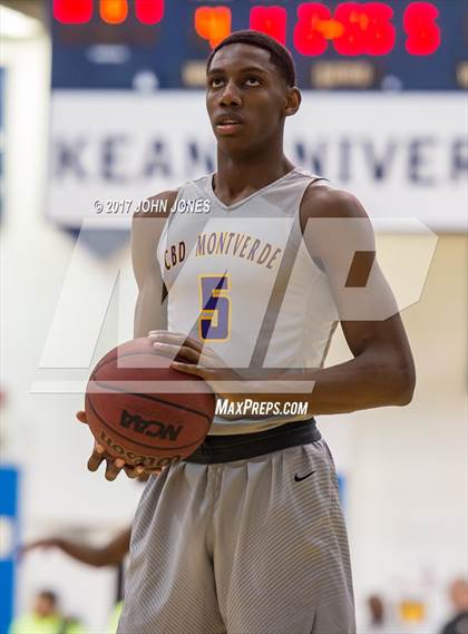 Thumbnail 2 in Roselle Catholic vs. Montverde Academy (Metro Classic) photogallery.