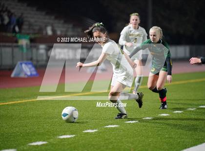 Thumbnail 2 in Roosevelt vs Shorecrest (WIAA 3A Final) photogallery.