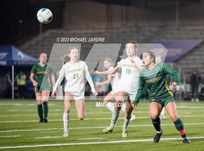 Thumbnail 2 in Roosevelt vs Shorecrest (WIAA 3A Final) photogallery.