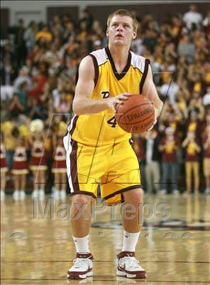 Thumbnail 3 in Menlo-Atherton vs. Archbishop Mitty (CIF CCS D2 Final) photogallery.
