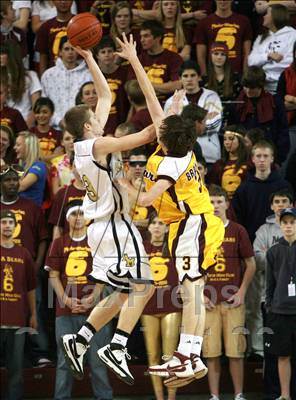 Thumbnail 3 in Menlo-Atherton vs. Archbishop Mitty (CIF CCS D2 Final) photogallery.