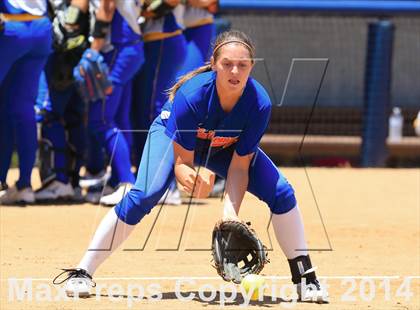 Thumbnail 2 in Brawley vs. Clairemont (CIF-SDS D3 Final) photogallery.