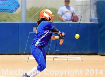Thumbnail 1 in Brawley vs. Clairemont (CIF-SDS D3 Final) photogallery.