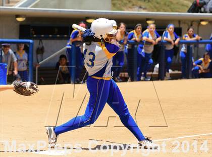 Thumbnail 3 in Brawley vs. Clairemont (CIF-SDS D3 Final) photogallery.