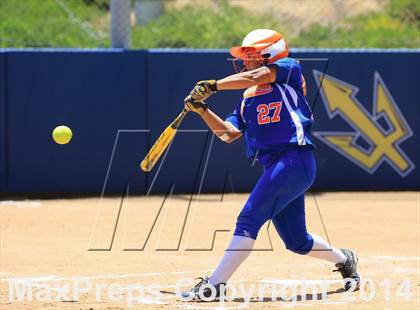 Thumbnail 2 in Brawley vs. Clairemont (CIF-SDS D3 Final) photogallery.