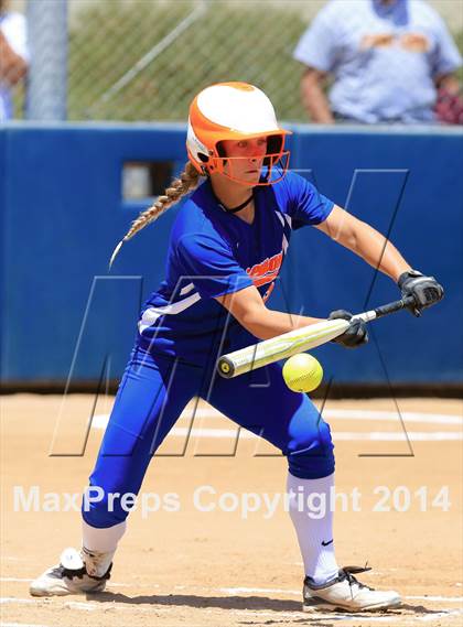 Thumbnail 2 in Brawley vs. Clairemont (CIF-SDS D3 Final) photogallery.