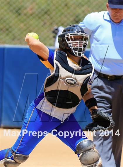 Thumbnail 1 in Brawley vs. Clairemont (CIF-SDS D3 Final) photogallery.