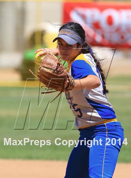 Thumbnail 1 in Brawley vs. Clairemont (CIF-SDS D3 Final) photogallery.