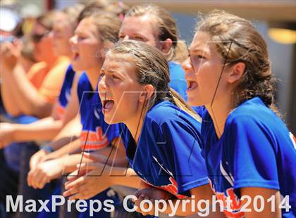 Thumbnail 2 in Brawley vs. Clairemont (CIF-SDS D3 Final) photogallery.