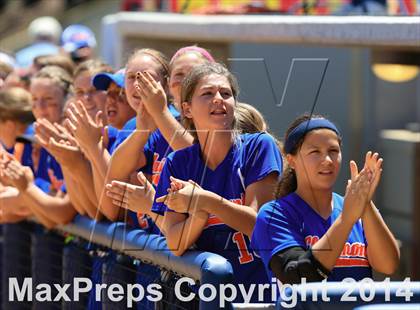 Thumbnail 3 in Brawley vs. Clairemont (CIF-SDS D3 Final) photogallery.