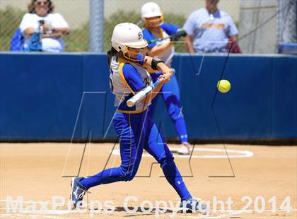 Thumbnail 3 in Brawley vs. Clairemont (CIF-SDS D3 Final) photogallery.