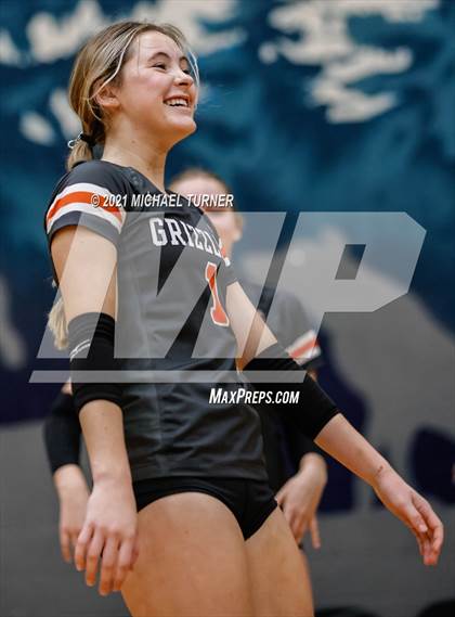 Thumbnail 3 in Timberlake vs Fruitland (3A State Tournament) photogallery.