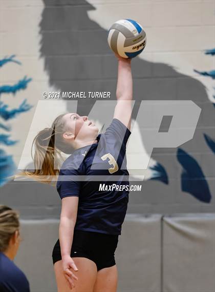 Thumbnail 3 in Timberlake vs Fruitland (3A State Tournament) photogallery.