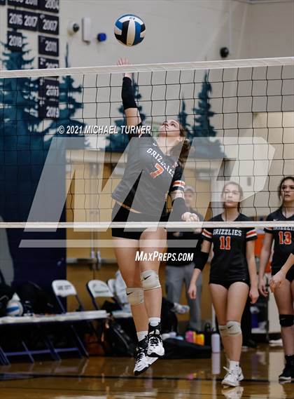 Thumbnail 3 in Timberlake vs Fruitland (3A State Tournament) photogallery.