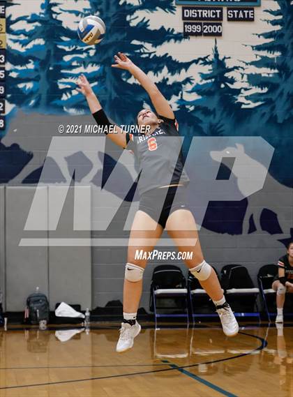Thumbnail 1 in Timberlake vs Fruitland (3A State Tournament) photogallery.