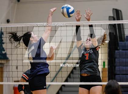Thumbnail 2 in Timberlake vs Fruitland (3A State Tournament) photogallery.