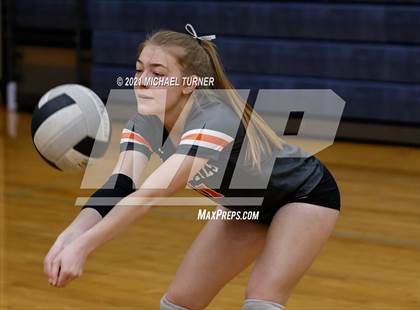 Thumbnail 1 in Timberlake vs Fruitland (3A State Tournament) photogallery.
