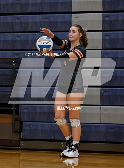 Thumbnail 3 in Timberlake vs Fruitland (3A State Tournament) photogallery.